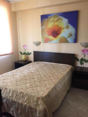 Sunny Beach Hills Private Apartment